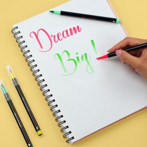 Legami Set of 12 Brush Markers - Water Based None Toxic Ink - Vibrant or Pastel Colours